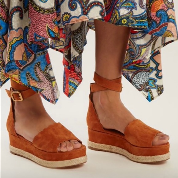 Chloe scallop suede platform espadrilles - Picture 9 of 9